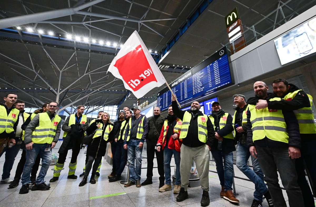 Für den Flughafen Stuttgart ist es an diesem Montag bereits der dritte Streiktag in dieser Tarifrunde. Foto: dpa/Bernd Weißbrod