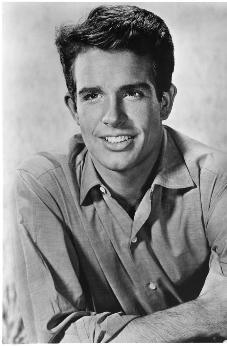 Warren Beatty, 1937 in Richmond, Virginia, geboren, bekommt ab 1957 Rollen in TV-Serien. Er ist einer von vielen gut aussehenden Jungschauspielern - aber eben irgendwie besonders charmant.