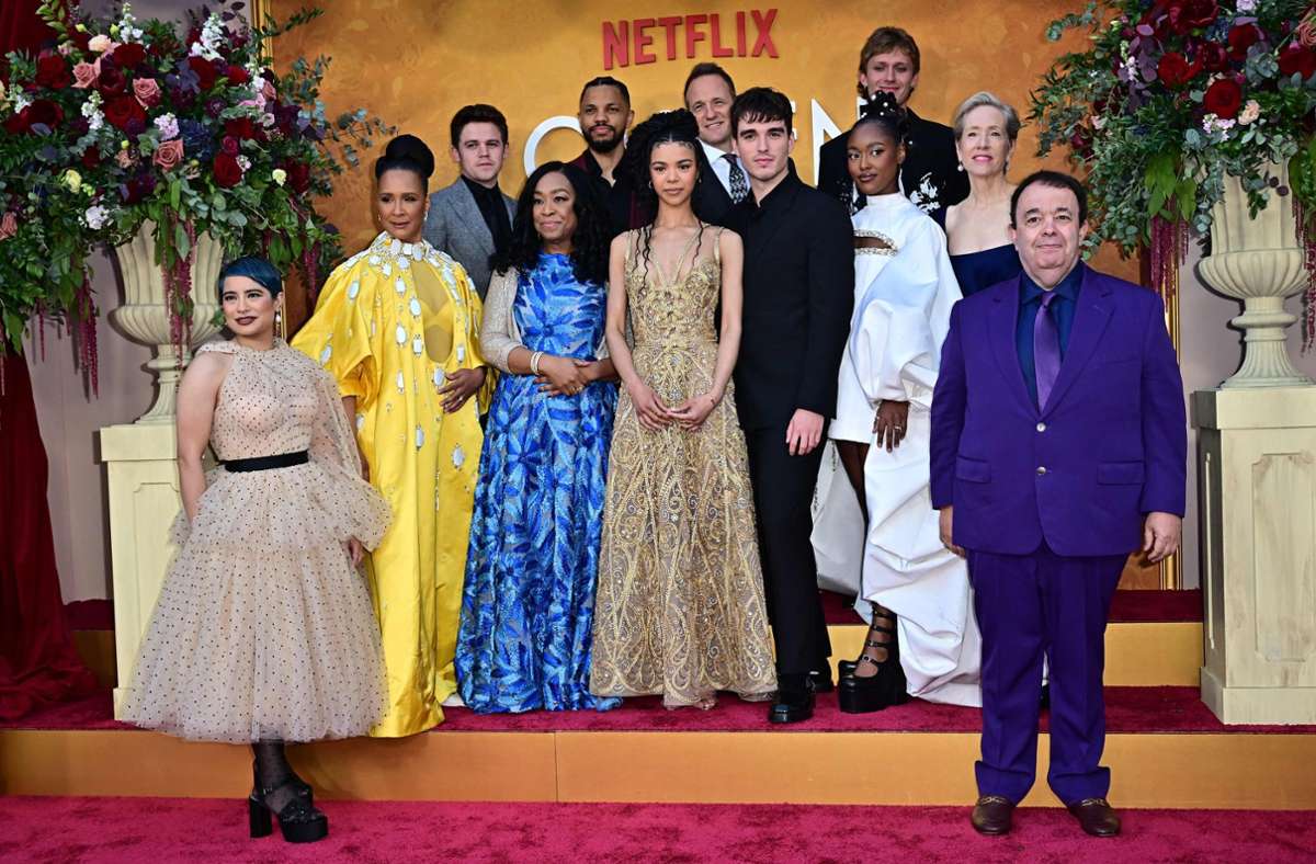 Die Stars der Netflix-Serie „Queen Charlotte: A Bridgerton Story“ zeigten sich am Mittwoch bei der Weltpremiere  in Los Angeles.