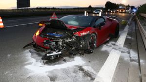 Hoher Sachschaden nach schwerem Unfall mit Lamborghini