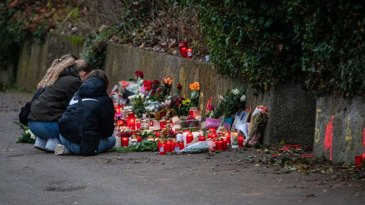 Trauer in Illerkirchberg: Große Anteilnahme bei Beerdigung des getöteten Mädchens