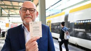 Stuttgarter Minister erwartet späteren Start des 49-Euro-Tickets