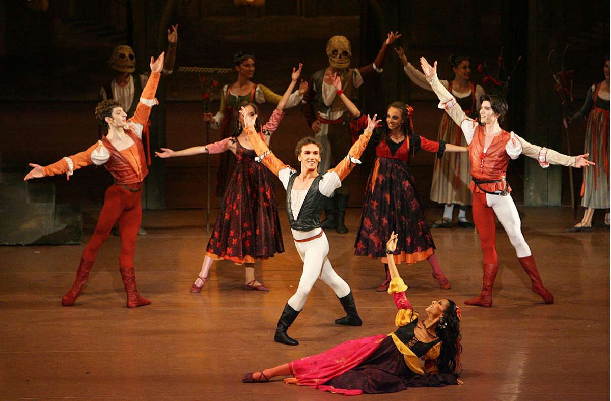 Bunt und mitreißend: „Romeo und Julia“,  hier mit Mikhail Kaniskine  (li.)Foto:Stuttgarter Ballett