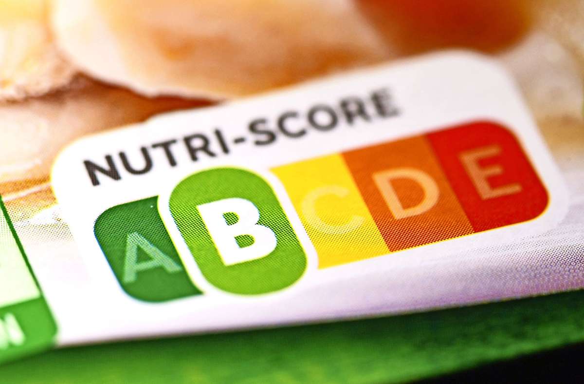 Die Ernährungsampel Nutri-Score ist eine Entscheidungshilfe beim Einkauf. Sie ist in Frankreich weiter verbreitet als in Deutschland. Foto: dpa/Patrick Pleul