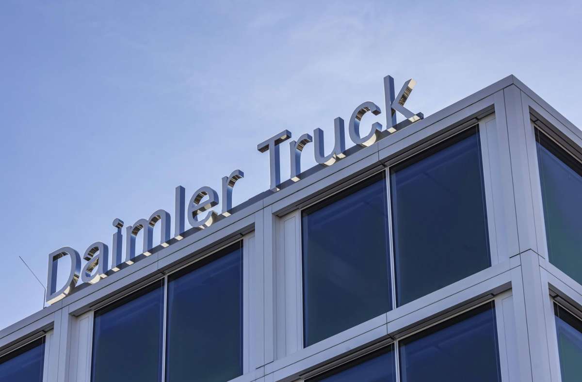 Lkw-Bauer in Leinfelden-Echterdingen: Daimler Truck stellt neue Auftragszahlen vor