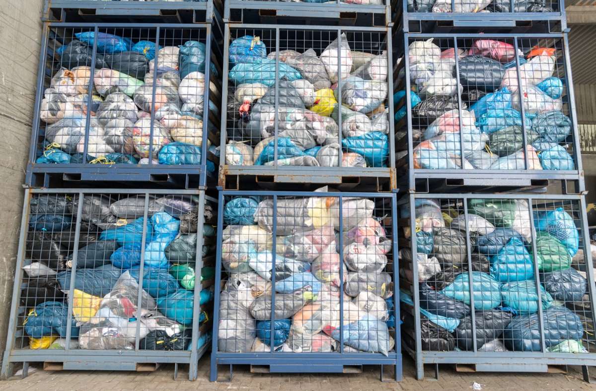 Greenpeace prangert an: Second-Hand-Kleider landen in Afrika auf dem Müll