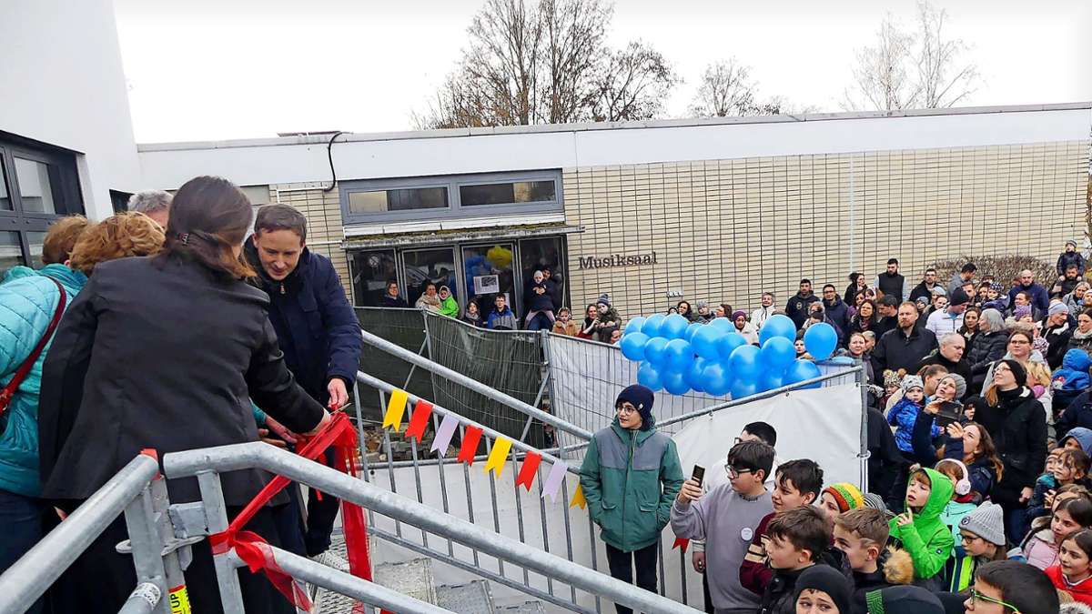 Johannes-Kepler-Schule wird erweitert: Viele Neugierige bei Eröffnung der neuen Schulmensa in Magstadt