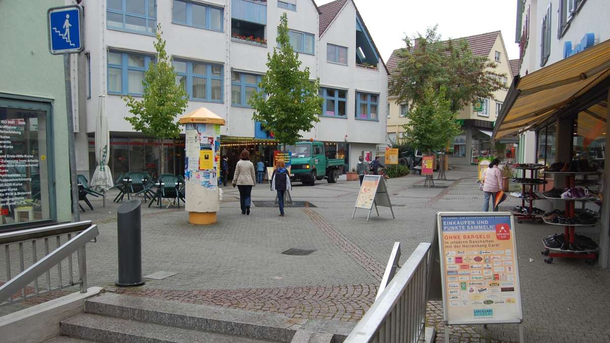 Sexuelle Belästigung in Herrenberg: Mann  greift 17-Jähriger in Unterführung an die Brust