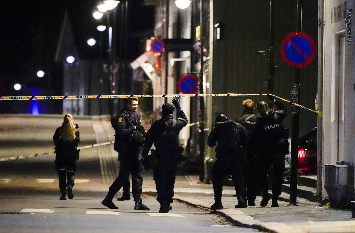 Angriff von Bogenschütze in Norwegen: Fünf Tote nach Gewalttat nahe Oslo