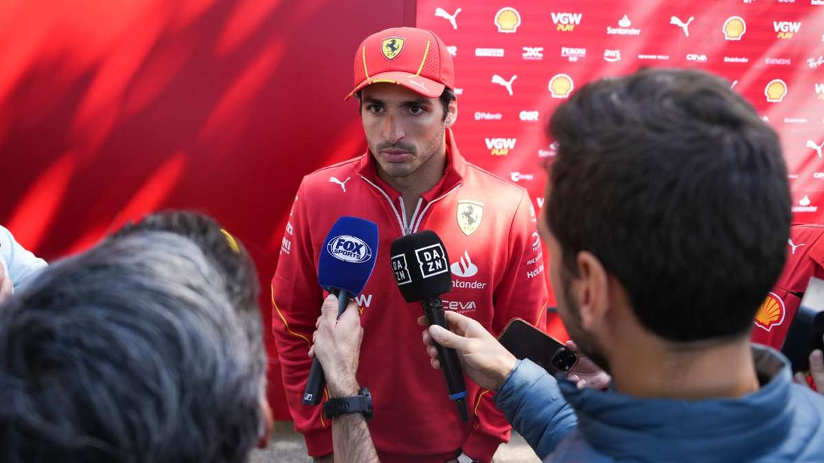 Formel 1: Ferrari-Pilot Sainz nach Operation: Zehn Tage im Bett