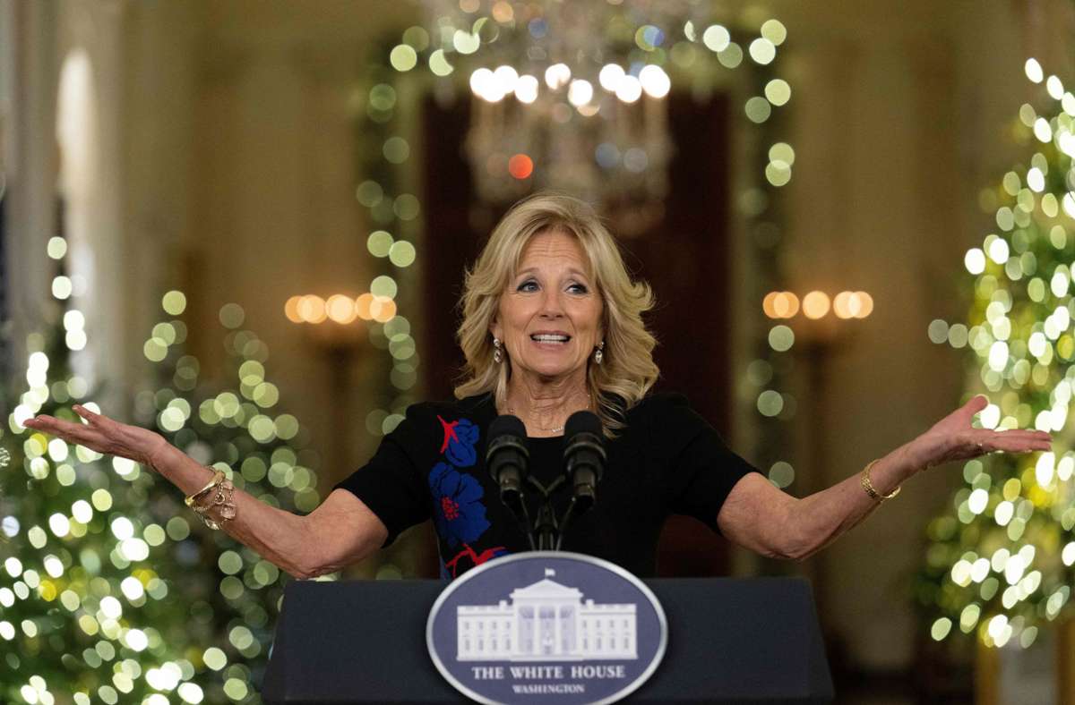 Jill Biden stellt die Weihnachtsdekoration im Weißen Haus vor.