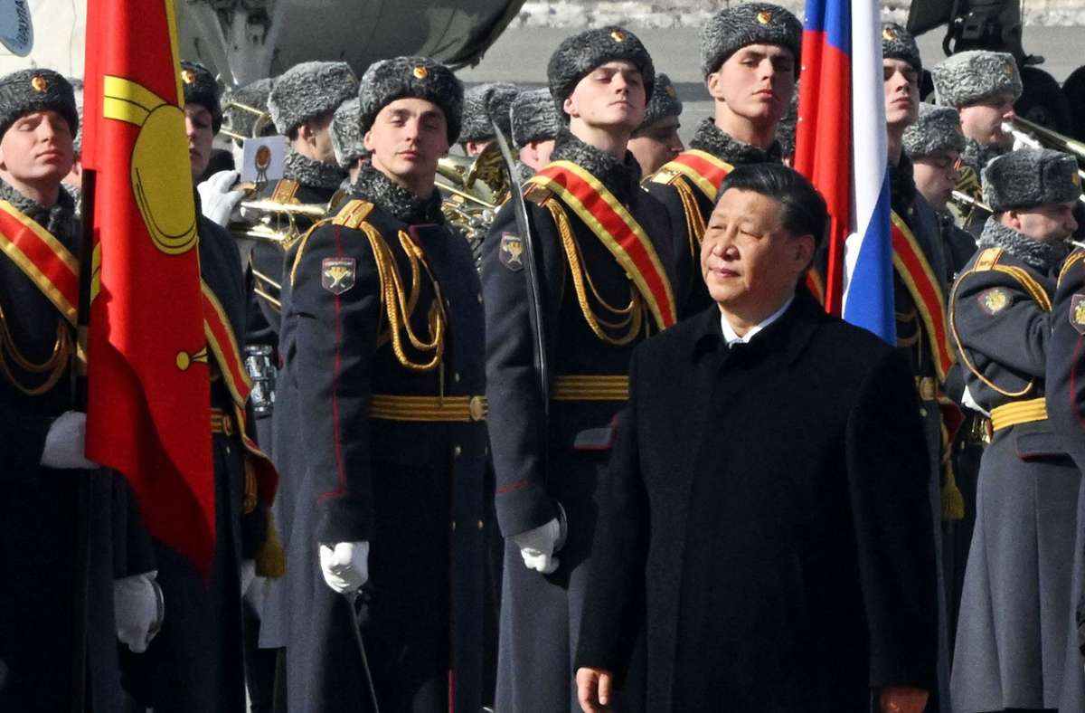 Chinas Staatschef zu Besuch in Moskau: Der Drahtseilakt des Xi Jinping