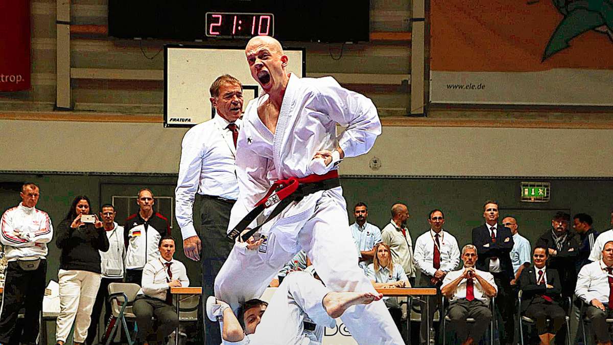 Karateka aus Tamm bei EM: Ein Spätzünder mit der Leidenschaft für die Kampfkunst