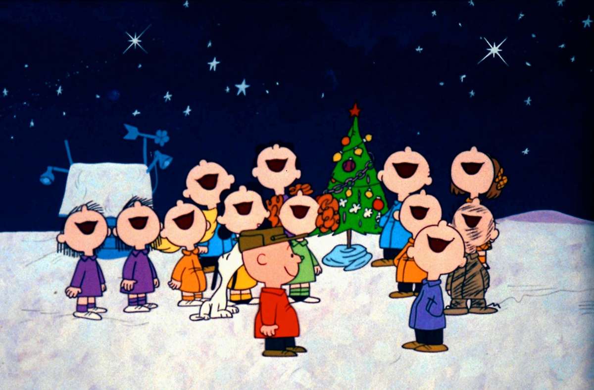 Weihnachtsmusik jetzt! Szene aus „A Charlie Brown Christmas“ aus dem Jahr 1965. Klicken Sie sich durch die Bildergalerie für die beste Musik, die Sie an Weihnachten verschenken können.