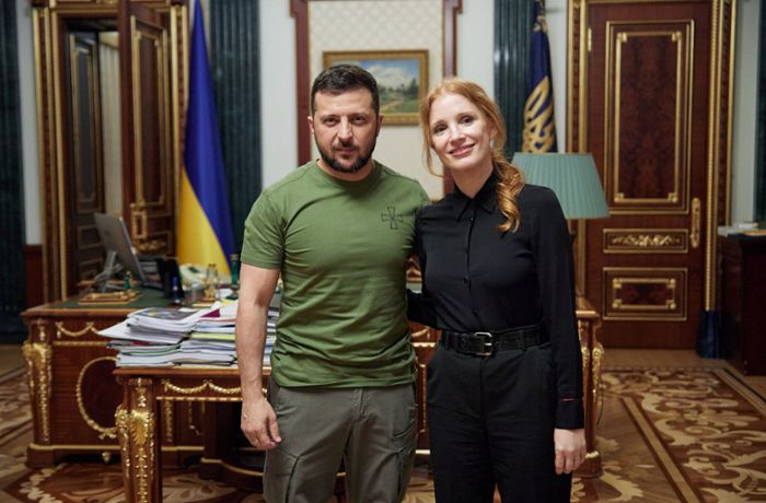 Jessica Chastain in der Ukraine: Hollywood-Star zu Besuch bei Selenskyj