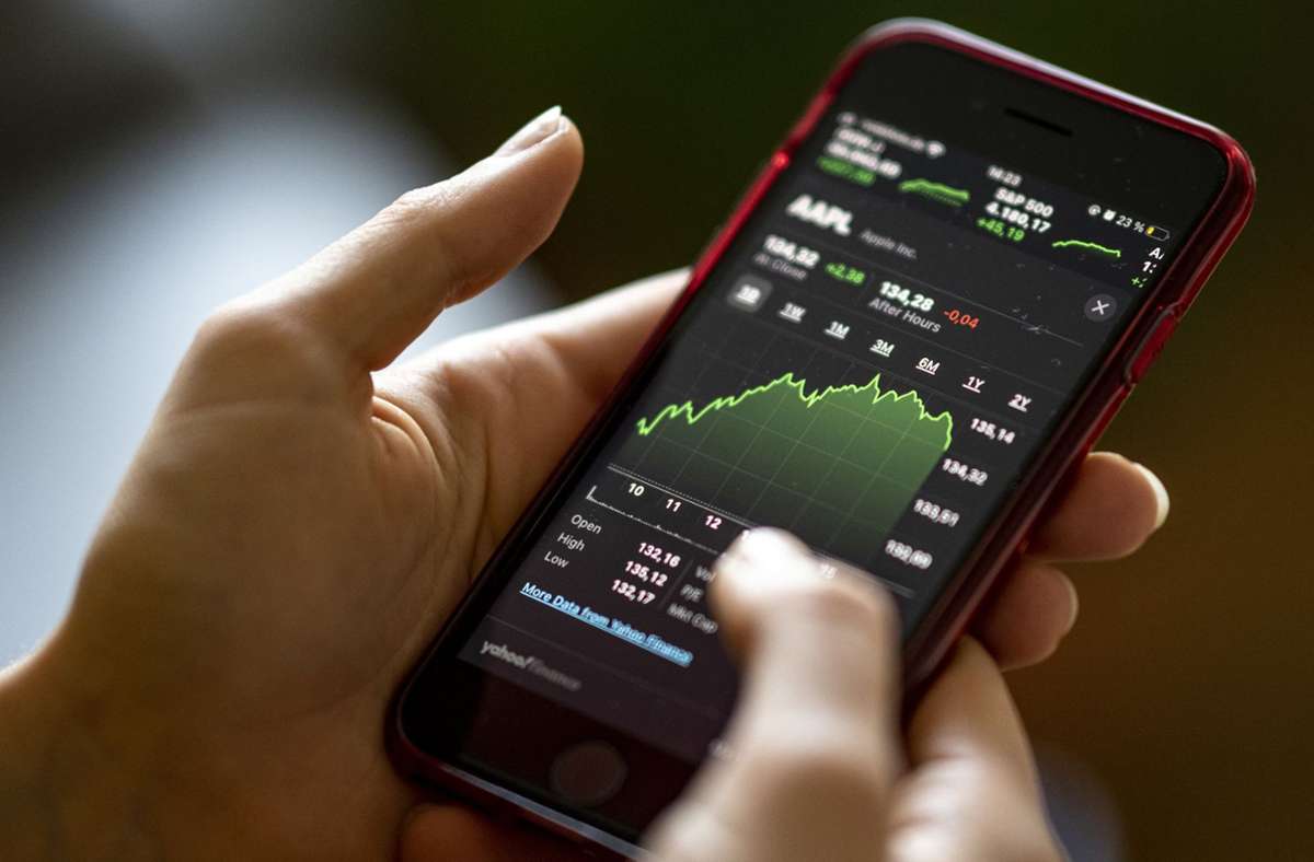 Aktienboom mit Social Media: Influencer und Trading Apps: Die Jungen entdecken die Börse
