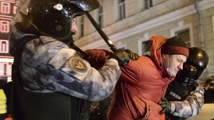 Mehr als 1000 Festnahmen bei Protesten in Russland