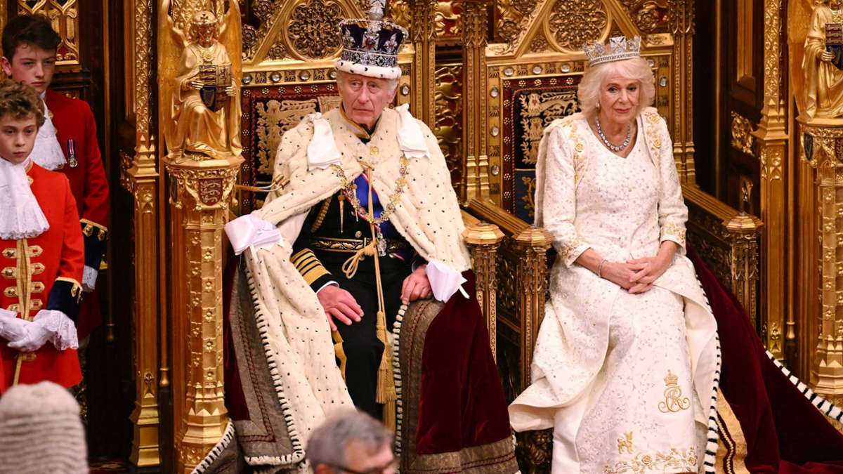 König Charles III. und Königin Camilla beim „State Opening of Parliament“.