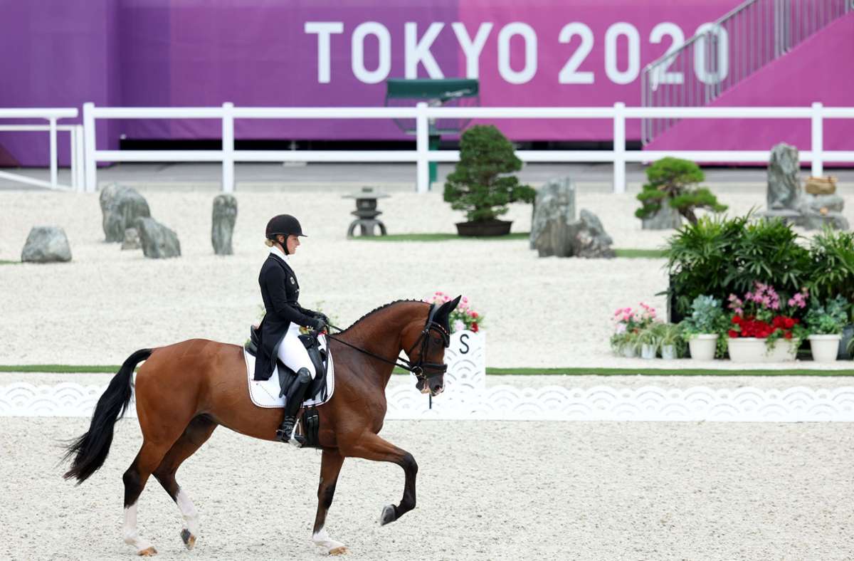Vielseitigkeitsreiten bei Olympia 2021: Großer Empfang mit Rotem Teppich für Gold-Pferd Amande