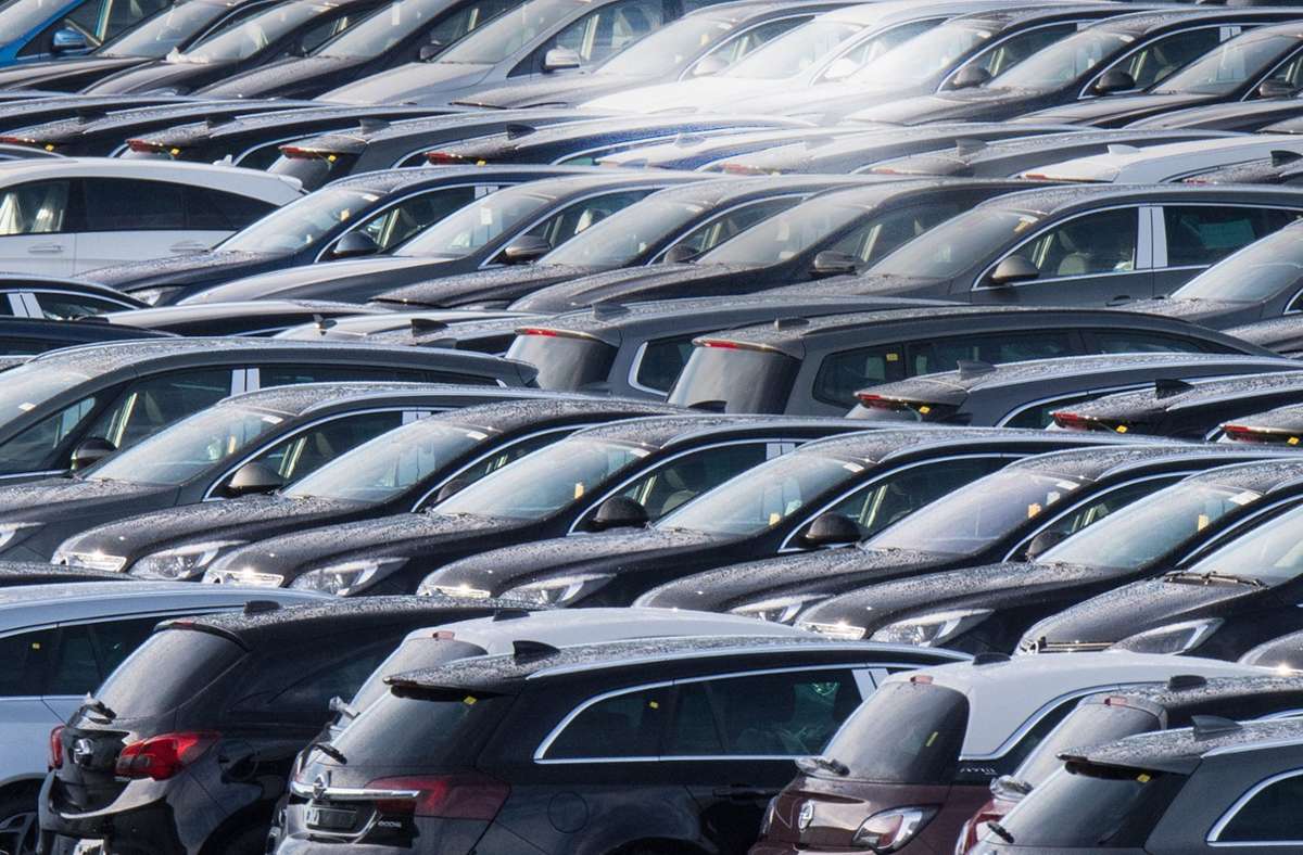 Mangel an  Neuwagen: Autohandel befürchtet massive Einbußen