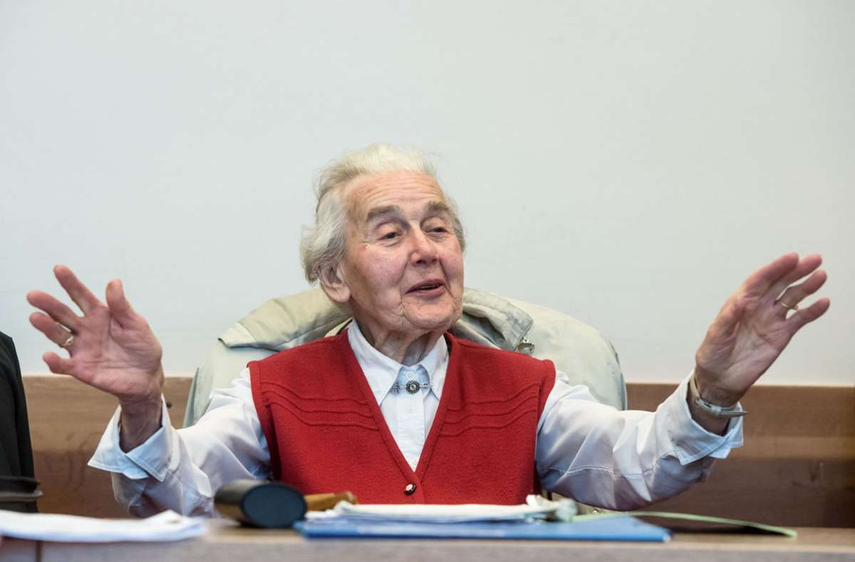 93-jährige Ursula Haverbeck: Notorische Holocaustleugnerin zu einjähriger Haftstrafe verurteilt
