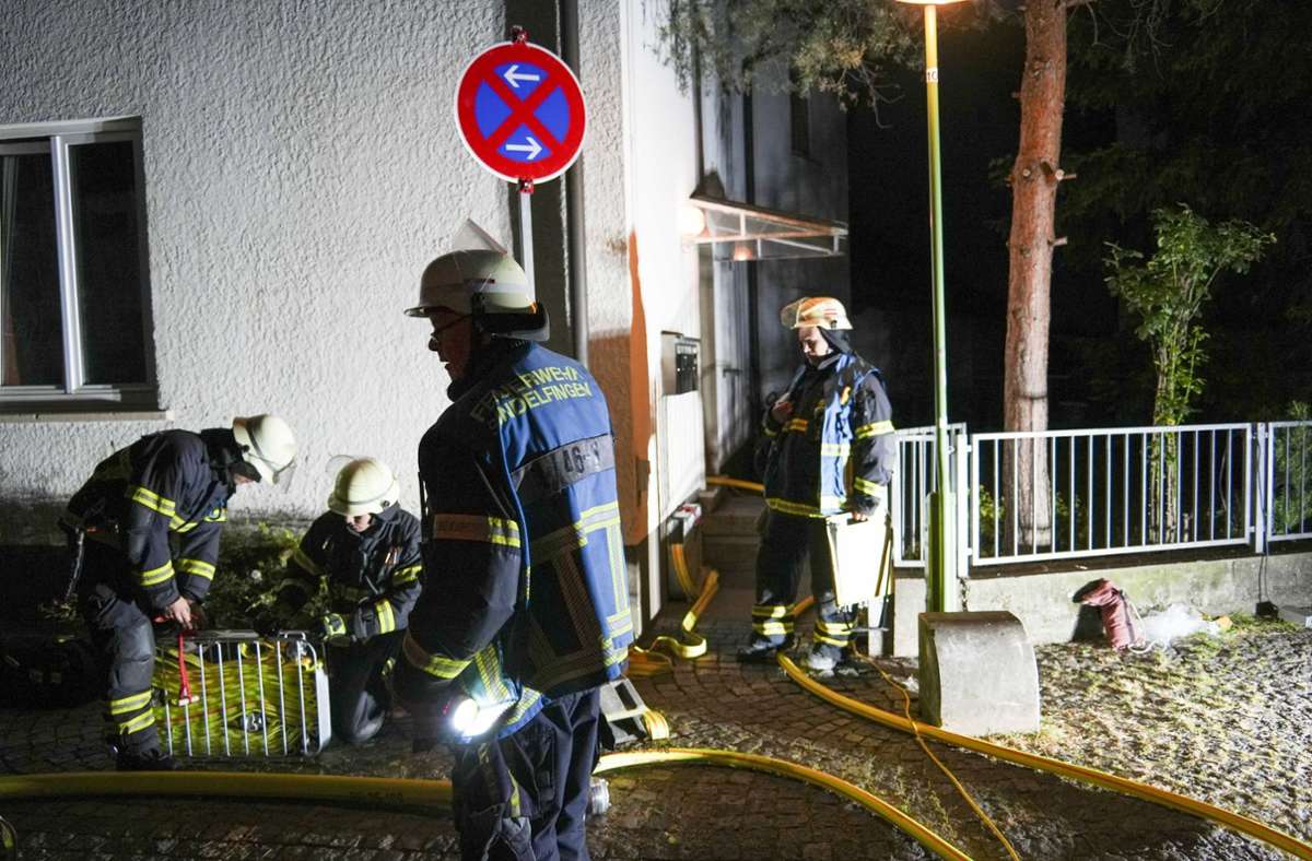 Brandstiftung in Sindelfingen?: Brennende Kellertür wird rechtzeitig entdeckt