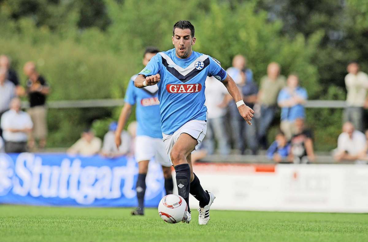 Enzo Marchese im Jahr 2011: Damals Kapitän der Stuttgarter Kickers Foto: Laegler/Eibner/Eibner-Pressefoto / Laegler