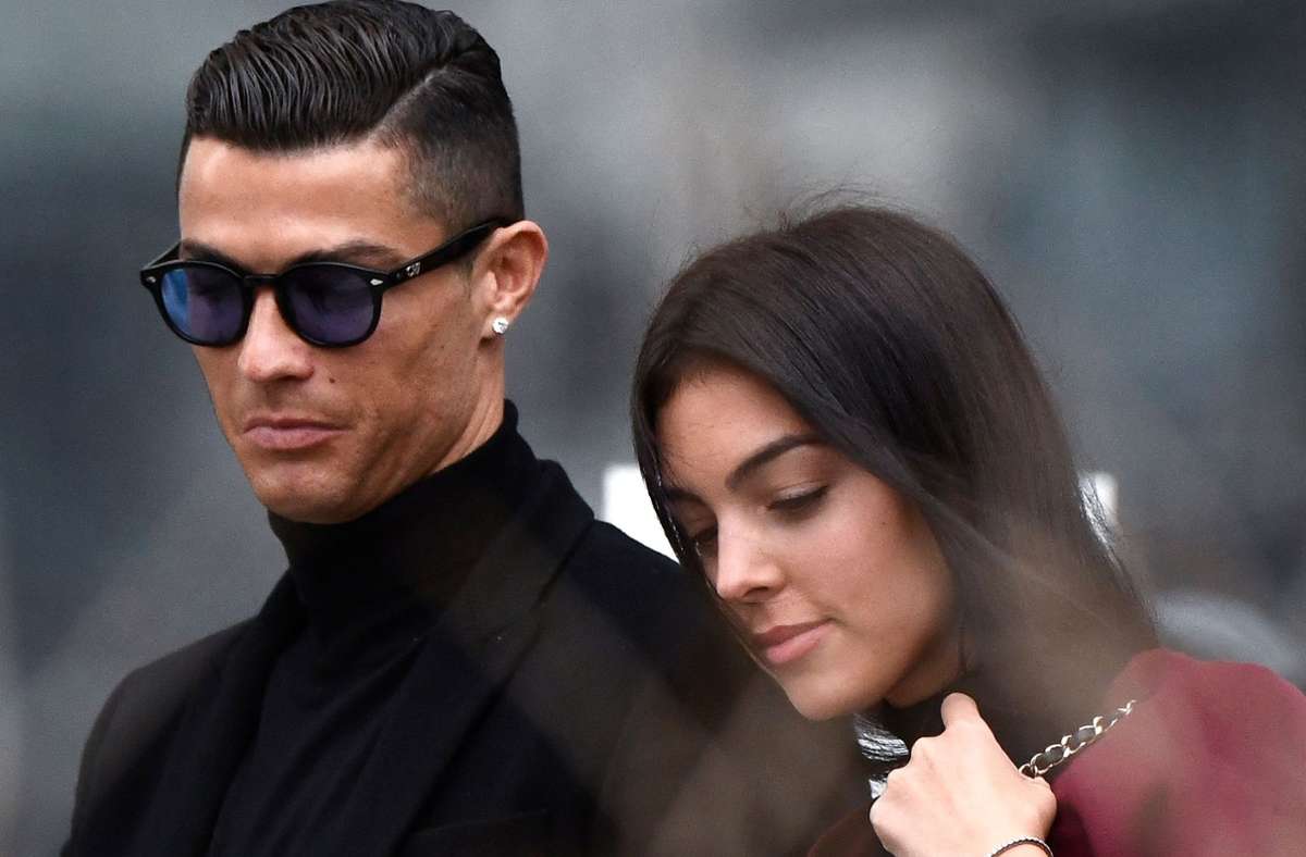 Cristiano Ronaldo: Fußballer dankt für Unterstützung und zeigt neugeborene Tochter