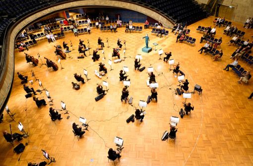 So musizierte das Staatsorchester 2020 im Beethovensaal. Foto: Staatsoper Stuttgart/Fanny Gaul