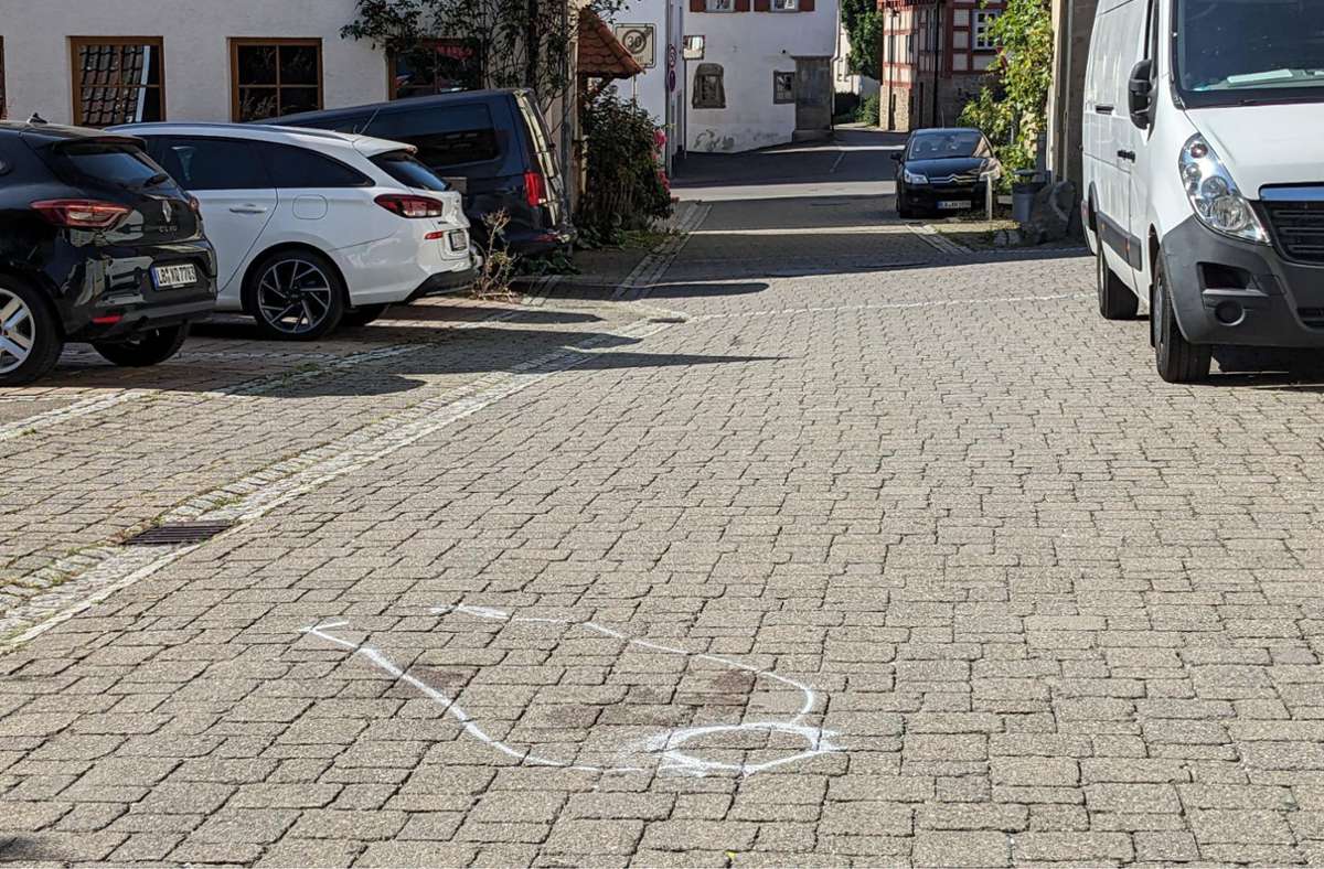 Frau auf offener Straße gestorben: 44-Jährige aus Hessigheim wohl von Freund überfahren