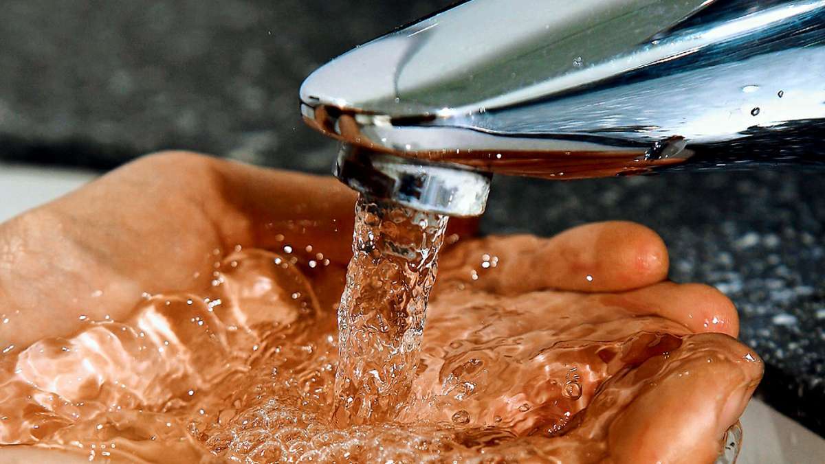 Leitungswasser in Leinfelden-Echterdingen: Ein Bakterium hat  Aufregung verursacht