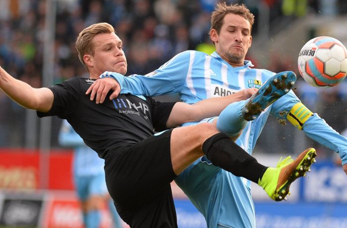 Stürmer schoss Kickers in die Regionalliga: Anton Fink kehrt mit Nöttingen auf die Waldau zurück