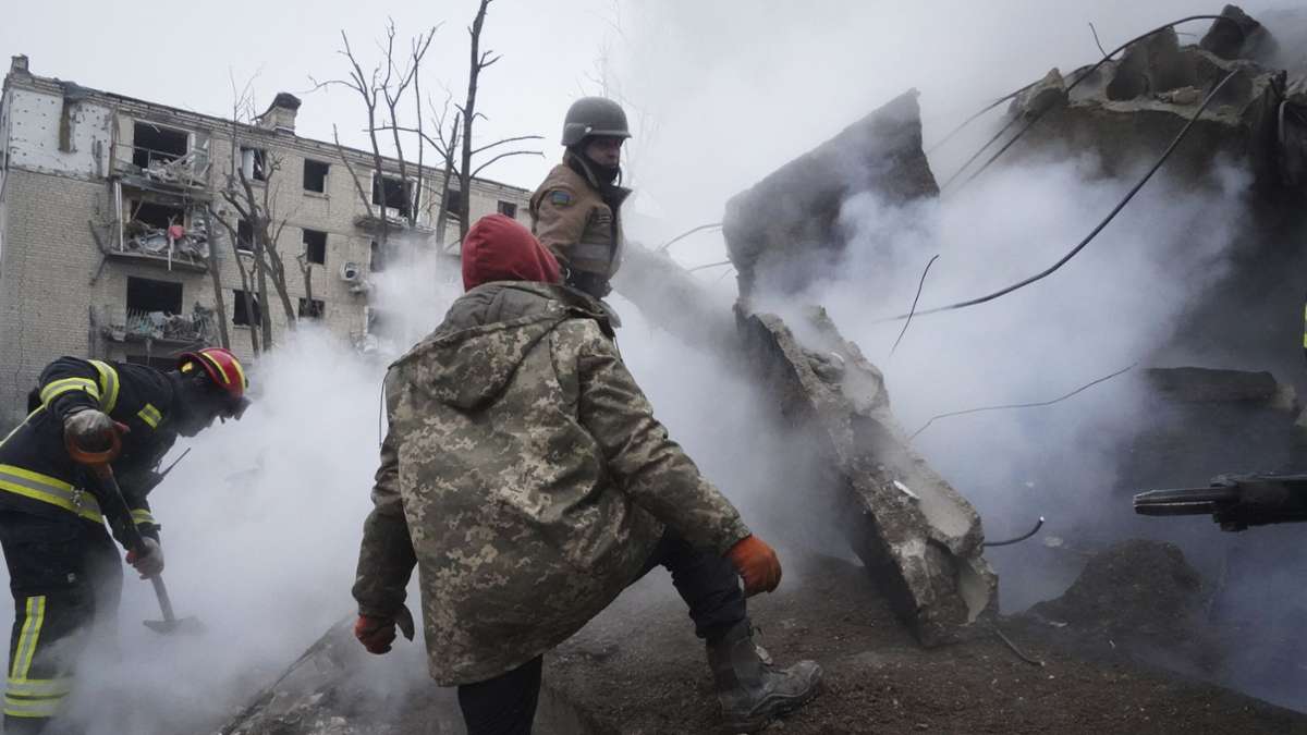 Angriff auf ukrainische Partnerstadt: Russische Rakete zerstört mehrere Häuser in Filder-Partnerstadt Poltawa