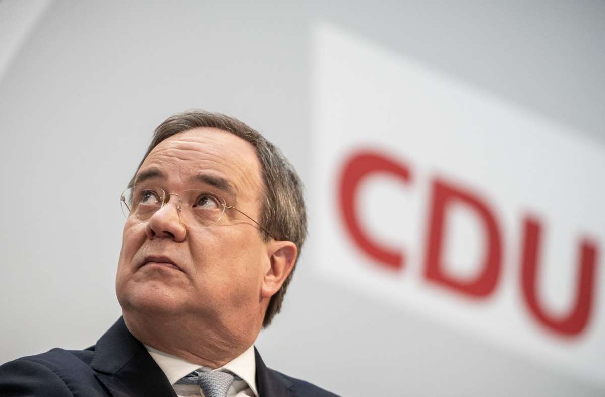 Die CDU in Schwierigkeiten: Armin Laschet soll die Feuer löschen