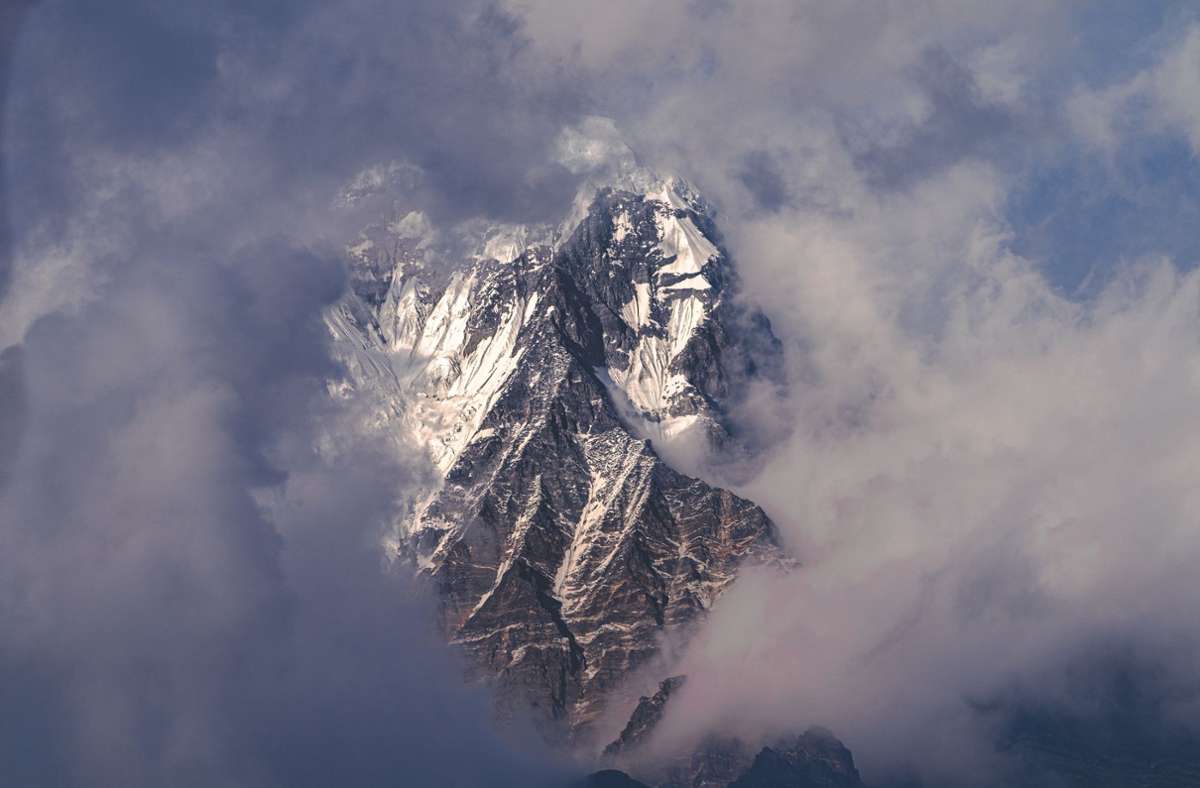 Mount Everest: Hubschrauber mit Touristen stürzt ab – sechs Tote