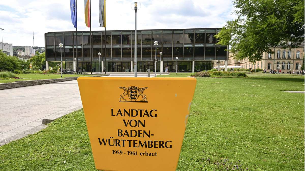 Volksbegehren zu Landtagverkleinerung: FDP nimmt erste Hürde