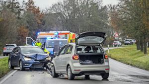Unfall auf K 1074 bei Schönaich: Zwei Autos krachen frontal zusammen
