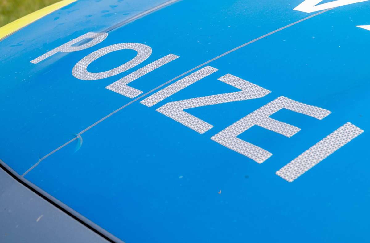 Dettingen/Teck: 82-Jähriger bei Unfall schwer verletzt