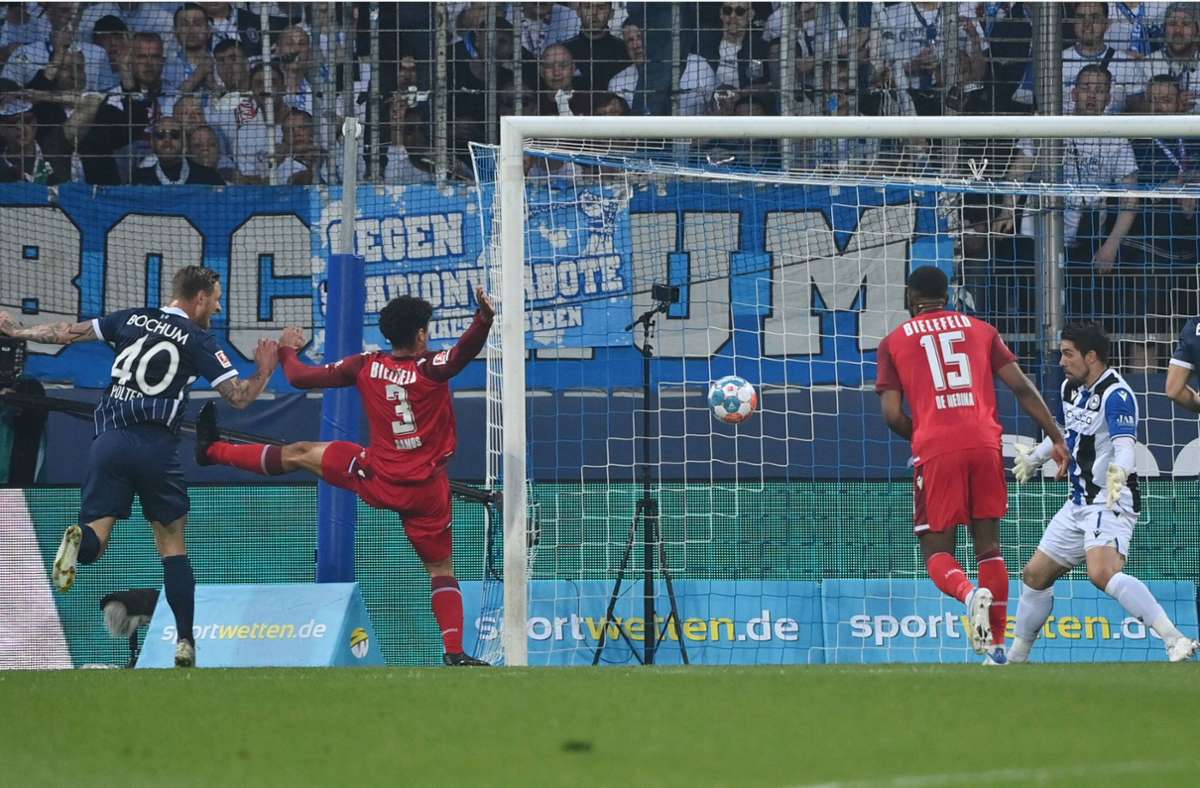 1:2 beim VfL Bochum: VfB-Konkurrent Arminia Bielefeld verliert im Abstiegskampf