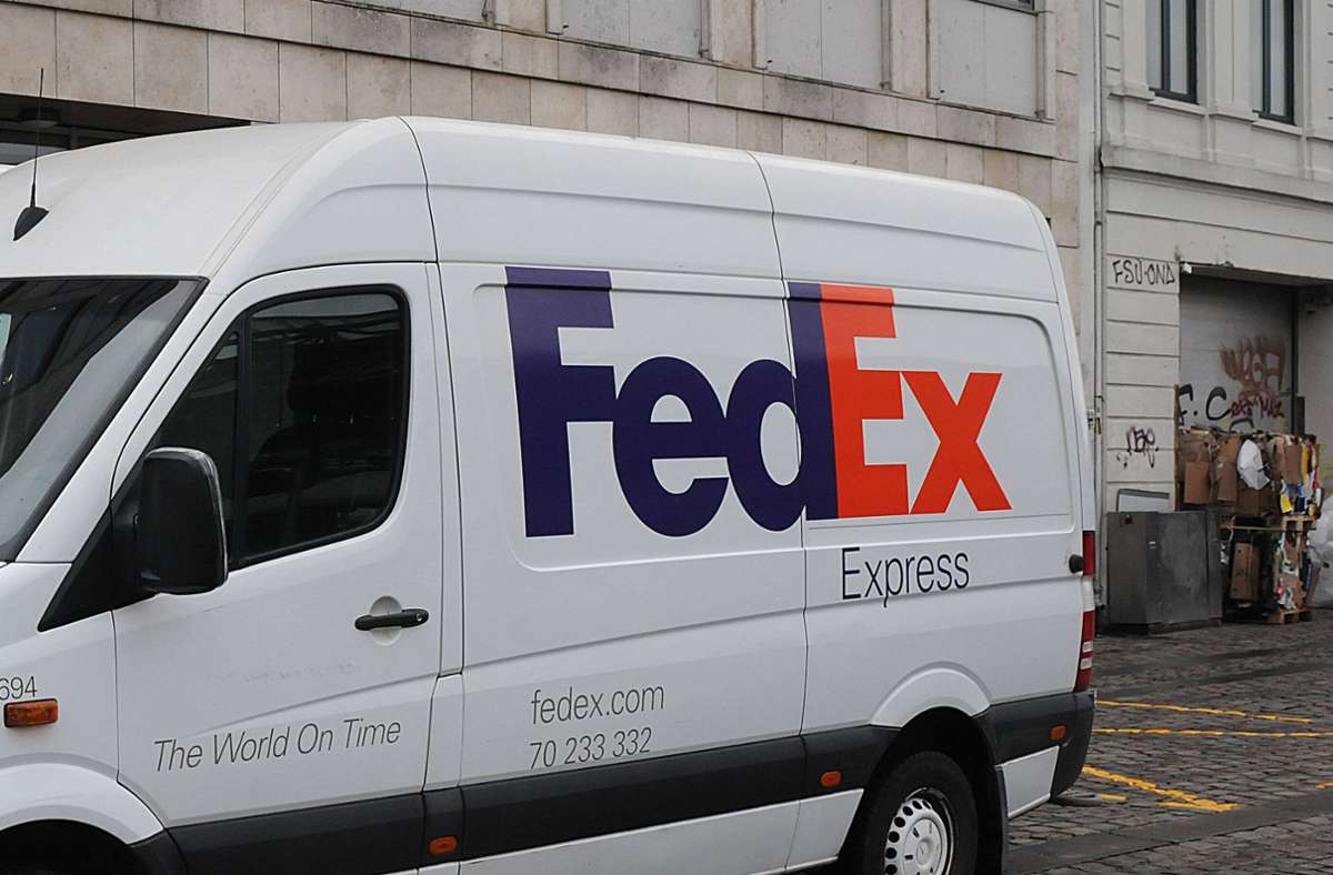 Bei Schüssen in einem Paketzentrum des Logistikunternehmens Fedex in den USA sind Medienberichten zufolge mindestens acht Menschen ums Leben gekommen. Foto: imago images/Dean Pictures/Francis Dean via www.imago-images.de