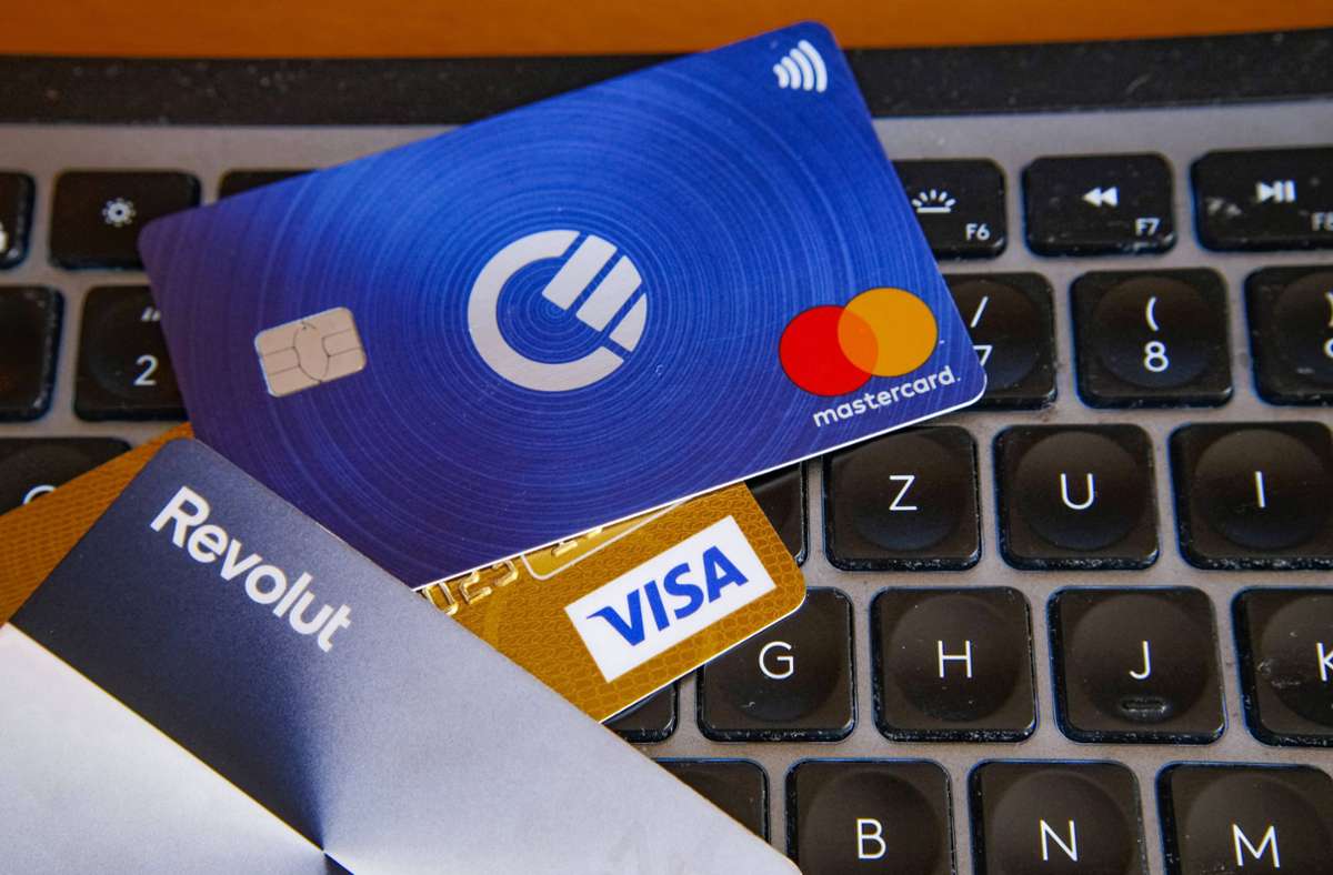 Verbraucherschützer: Nicht überall akzeptiert – Ärger um neue Debitkarten