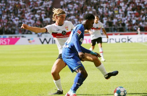 Der VfB Stuttgart hat gegen Leverkusen trotz Überzahl verloren. Foto: Pressefoto Baumann/Julia Rahn