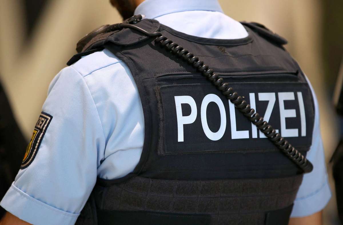 Polizei in Esslingen: Unbekannte stehlen tonnenweise Kupferkabel