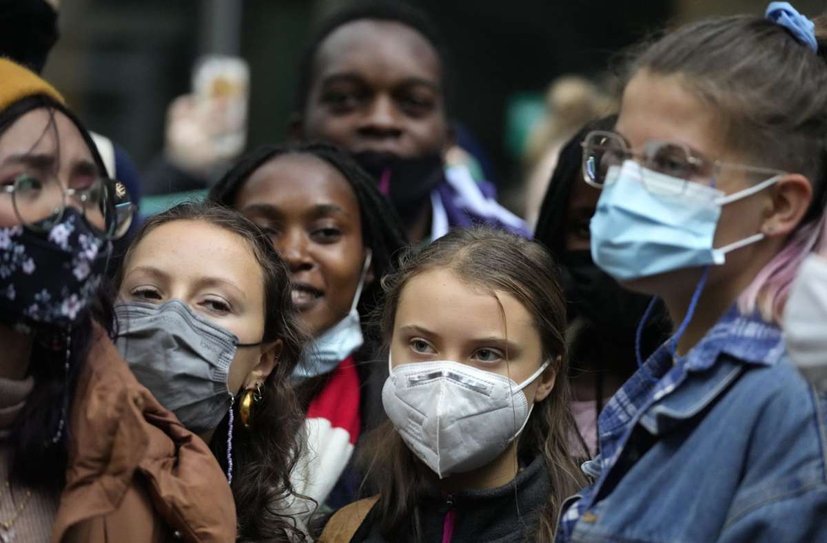 Greta Thunberg in London: 18-jährige protestiert  gegen Rolle von Banken in der Klimakrise