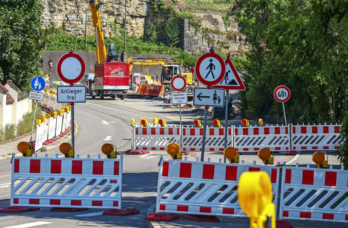 Brücke zwischen Walheim und Besigheim: Enzbrücke erst im Oktober fertig