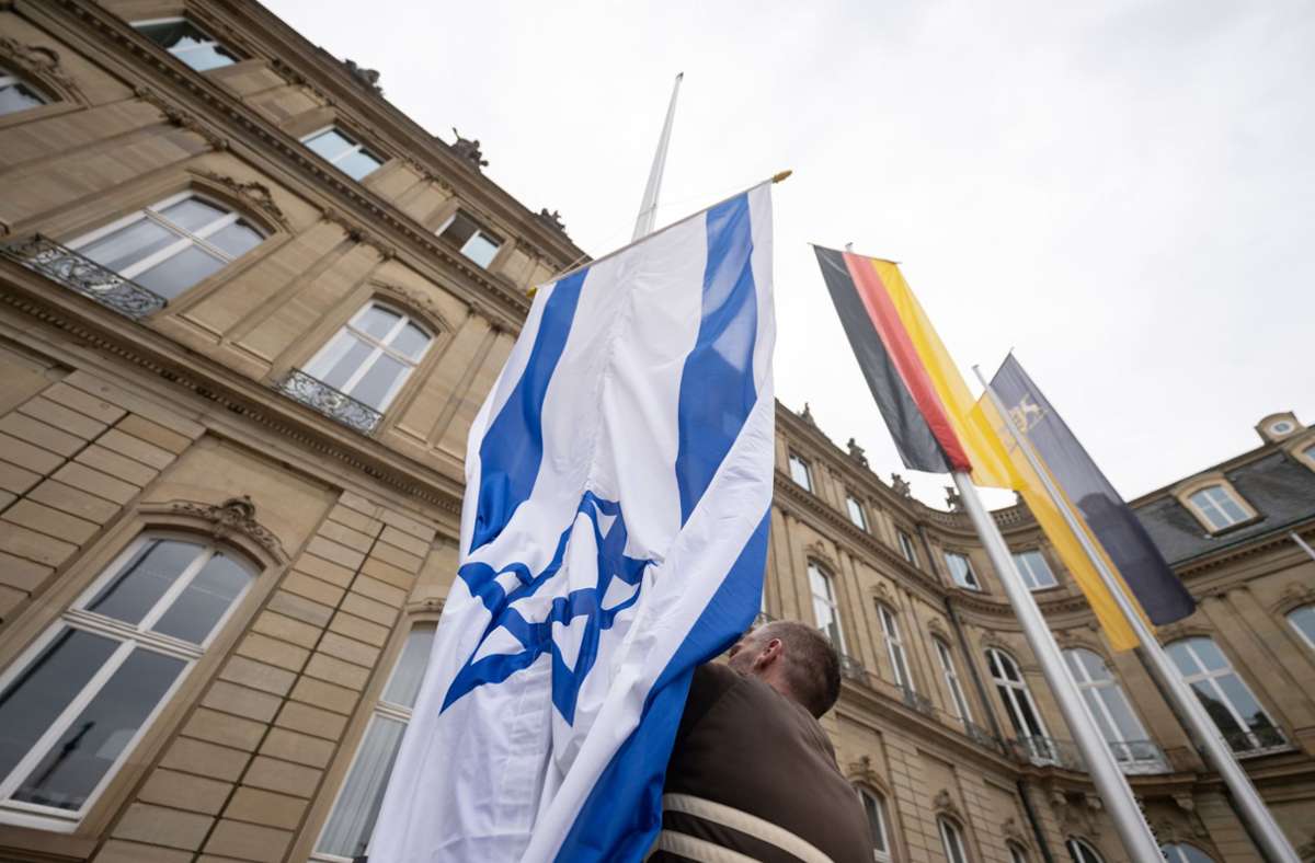 Stuttgarter Landtag gedenkt Terroropfer: „Wir fühlen mit den Menschen in einem befreundeten Land“