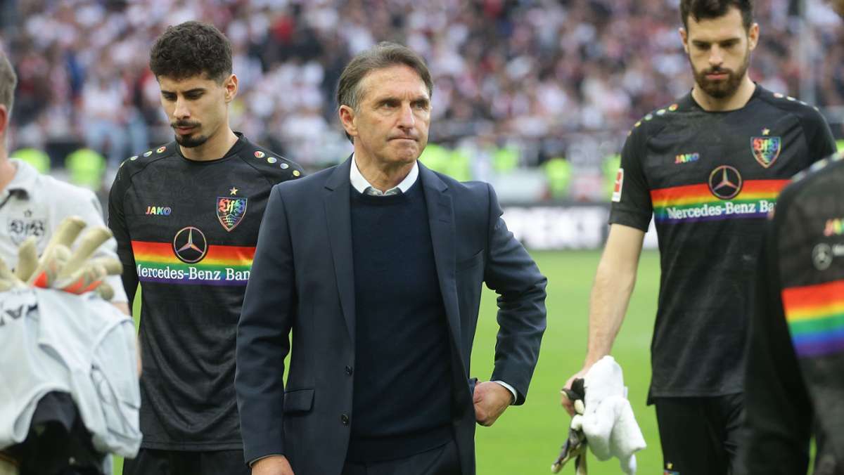 VfB Stuttgart: Gellende Pfiffe,  letzter Platz – aber  der Trainer steht „nicht zur Debatte“