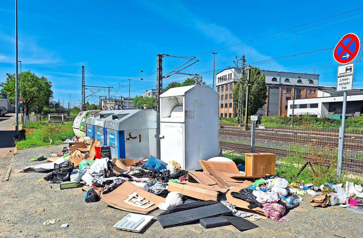 Ärger im Rems-Murr-Kreis: Wo Containerstandorte zu Müllhalden werden