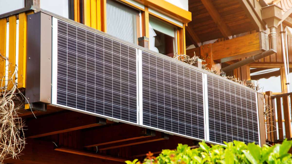 Energiewende mit Solarmodulen: 800 Watt bei Balkonkraftwerk rückt näher