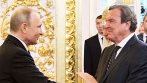 Schröder verteidigt Freundschaft zu Putin –  Kreml reagiert erfreut